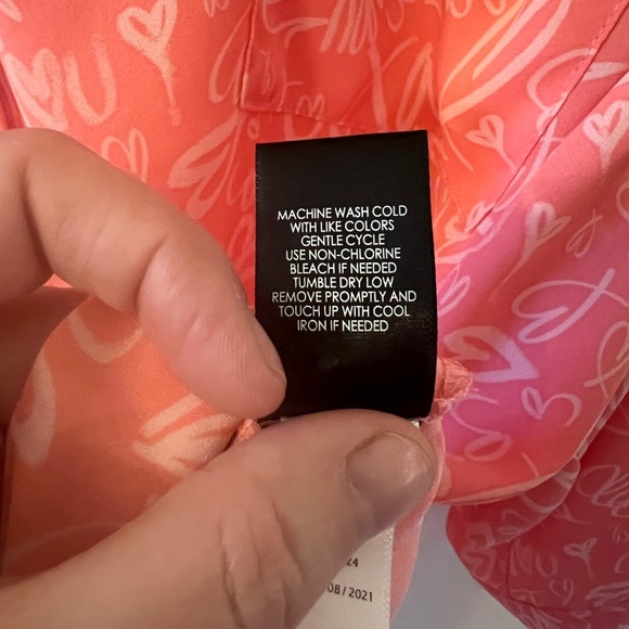 Torrid pink Harper blouse size 4, plus size - Picture 7 of 11